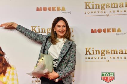 Москва. Актриса Ирина Безрукова на премьере фильма `Kingsman: Золотое кольцо` режиссера Мэттью Вона в кинотеатре `Москва`.