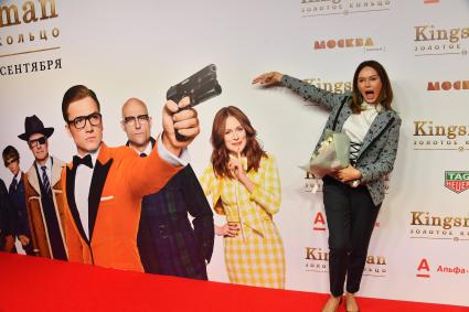 Москва. Актриса Ирина Безрукова на премьере фильма `Kingsman: Золотое кольцо` режиссера Мэттью Вона в кинотеатре `Москва`.