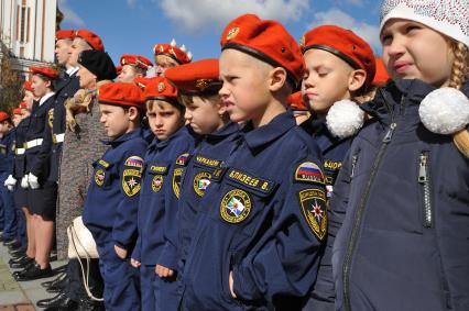 Хабаровск. Торжественная церемония посвящения в кадеты МЧС России.