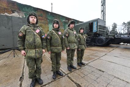 Зеленоград.   Военнослужащие  ПВО  войск Воздушно-космической обороны  на боевом дежурстве .