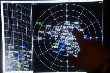 Зеленоград. Военнослужащий ПВО войск Воздушно-космической обороны на боевом дежурстве .