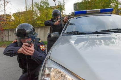 Санкт-Петербург. Сотрудники  управления вневедомственной охраны  Главного управления Росгвардии .