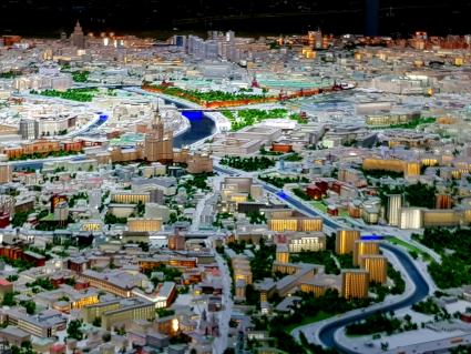 Москва. Интерактивный макет Москвы в павильоне `Макет Москвы` на ВДНХ.