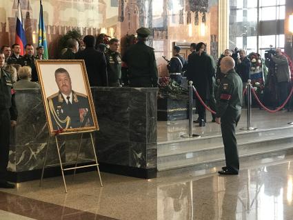 Московская область, Мытищи. Церемония прощания с генерал-лейтенантом Валерием Асаповым, погибшем в Сирии, на Федеральном военном кладбище.