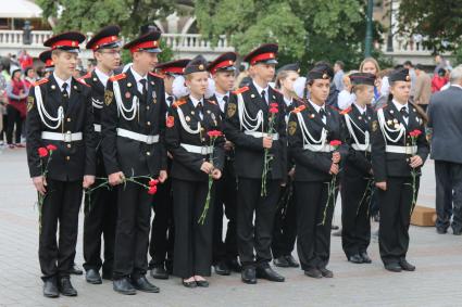 Москва.  Церемония  принятия присяги кадетских классов  школы #1411.