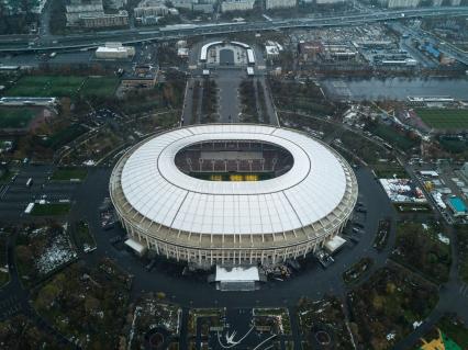 Москва.    Вид сверху на стадион  `Лужники`.