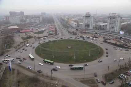 Красноярск. Перекресток с круговым движением.