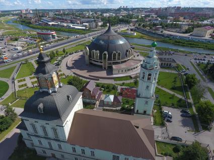 Тула. Здание Тульского государственного музея оружия.