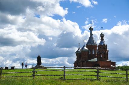 Тверская область, Волговерховье. Преображенский храм в Волговерховье.