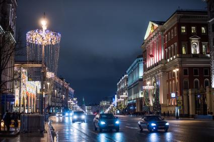 Москва. Новогоднее оформление Тверской улицы.