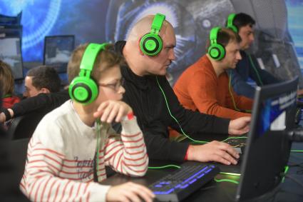 Москва. Фестиваль для поклонников игр Wargaming FEST WG FEST 2017  в Экспоцентре .