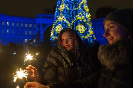 Санкт-Петербург. Встреча Нового года на Дворцовой площади.