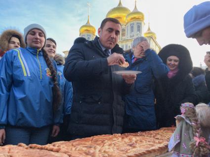 Тула. Губернатор Тульской области Алексей Дюмин на Дне студента в Тульском кремле.