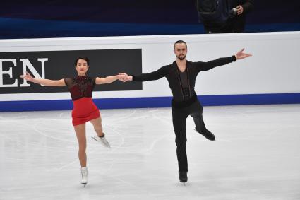 Москва. Российские спортсмены Ксения Столбова и Федор Климов во время выступления в произвольной программе спортивных пар на чемпионате Европы по фигурному катанию во Дворце спорта `Мегаспорт`.