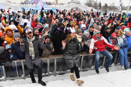 Москва. на благотворительном зимнем маскараде  в поддержку детей с особенностями развития и пациентов хосписов.