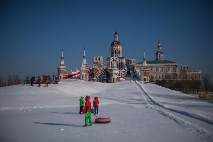Китай, Харбин. Парк `Усадьба Волга`.