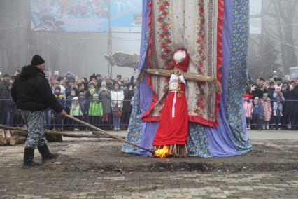 Ставрополь. Во время праздничных гуляний, посвященных проводам Широкой Масленицы.