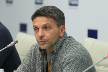 Санкт-Петербург. Актер Леонид Барац на пресс-конференции, посвященной фильму `О чем говорят мужчины. Продолжение` режиссера Флюзы Фархшатовой.