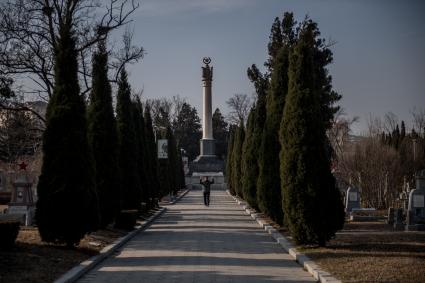 Китай, г. Далянь. Мемориал советским воинам на Русском воинском кладбище.