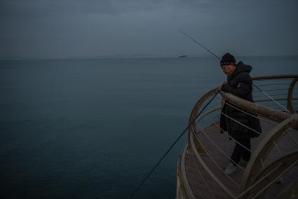 Китай, г. Далянь. Вид на залив Даляньвань Желтого моря.