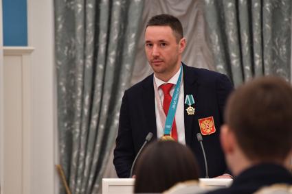Москва. Олимпийский чемпион по хоккею Илья Ковальчук, награжденный орденом Дружбы на церемонии вручения государственных наград победителям и призерам XXIII зимних Олимпийских игр в Пхенчхане.