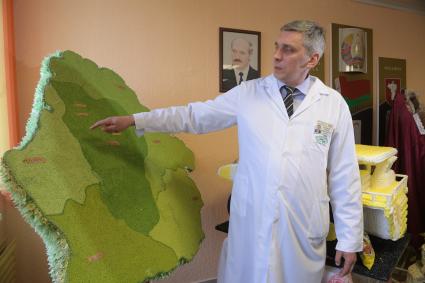 Беларусь, Жодино. Директор  ` Жодинского хлебозавода`  Валерий Бабицкий .