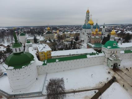 Сергиев Посад. Вид с высоты на Свято-Троицкую Сергиеву  Лавру.