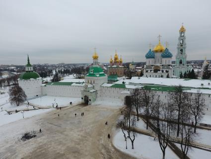 Сергиев Посад. Вид с высоты на Свято-Троицкую Сергиеву  Лавру.