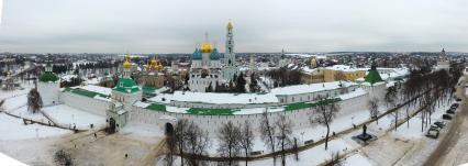 Сергиев Посад. Вид с высоты на Свято-Троицкую Сергиеву  Лавру.