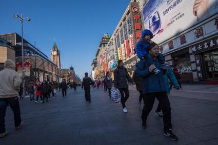 Китай, Пекин. Улица Ванфуцзин (Wangfujing).