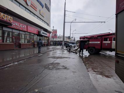 Кемерово. Пожар в ТЦ `Зимняя вишня`.