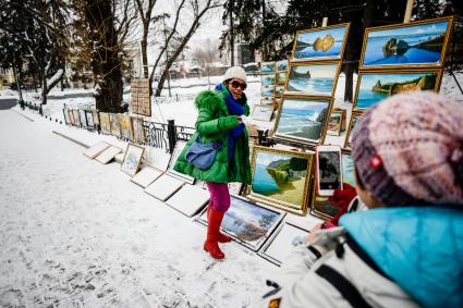 Иркутск.   Уличные художники .