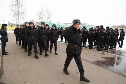 Санкт-Петербург.  Бойцы Росгвардии   на учебно тренировочной базе.