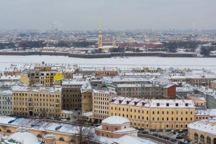 24.01.18 Санкт-Петербург.   Вид на город  на Петропавловскую крепость.