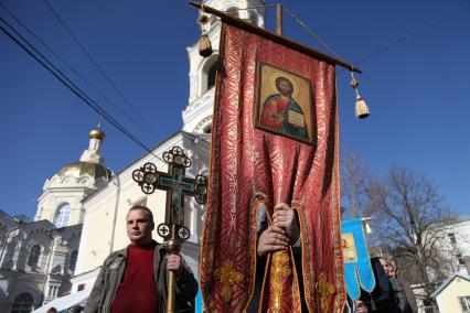 Ставрополь. Во время пасхального крестного хода от Андреевского собора до Казанского кафедрального собора.