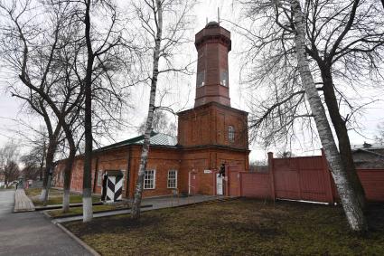 Ульяновск. Здание пожарной части 19 в. на улице Ленина.