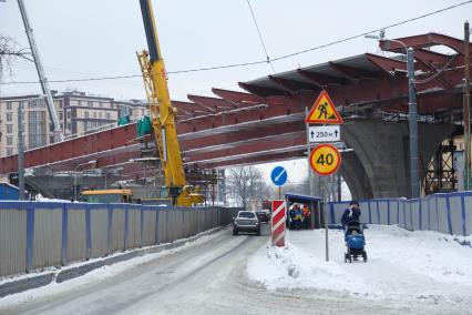 Санкт-Петербург. Вид на строительство нового моста через Малую Неву по адресу Ремесленная улица 5.