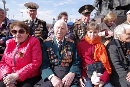 Владивосток. Вереран ВОВ  Григорий Вакулишин  во время  парада в честь 73-й годовщины Победы в Великой Отечественной войне.