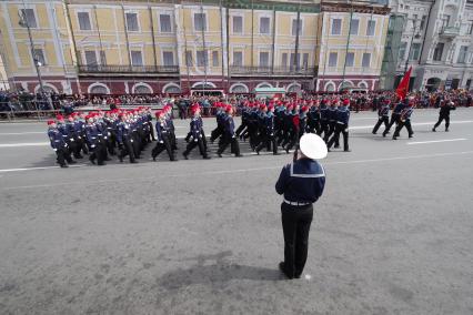 Владивосток. Участники военного парада, посвященного 73-й годовщине Победы в Великой Отечественной  войне.