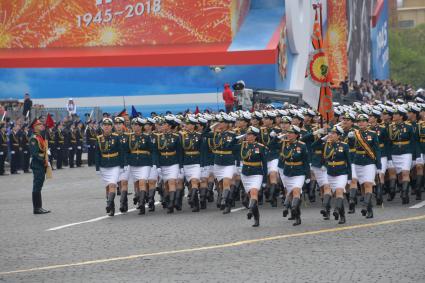 Москва. Военнослужащие парадных расчетов во время генеральной репетиции парада на Красной площади, посвященного 73-й годовщине Победы в Великой Отечественной войне.
