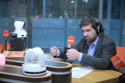 Москва. Путешественник, член координационного Совета по детскому туризму при правительстве РФ Матвей Шпаро на радио `Комсомольская правда`.