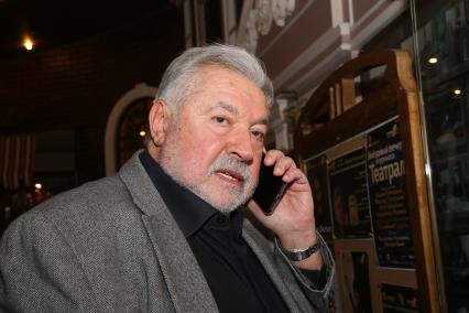 Диск261. Киноклуб ЭЛЬДАР. Объявление номинантов Национальной кинематографической премии НИКА за 2017 год. 2018. На снимке: основатель, художественный руководитель премии НИКА, режиссер Юлий Гусман