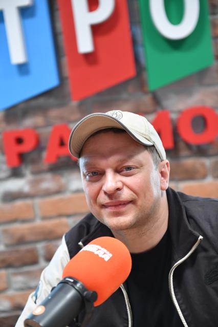 Москва. Российский и белорусский актер Анатолий Кот на радио ТРО-Союза.