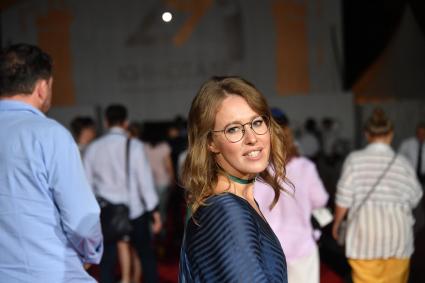Сочи. Телеведущая и политик Ксения Собчак на премьере фильма `Два билета домой` режиссера Дмитрия Месхиева в рамках XXIX Открытого российского кинофестиваля `Кинотавр`.