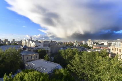 Москва. Небо над городом.