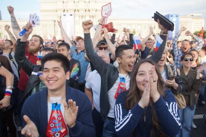 Самара.   Во время Фестиваля болельщиков FIFA  2018.