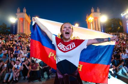 Волгоград. Болельщицы сборной России на чемпионате мира по футболу - 2018.