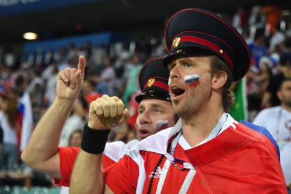 Сочи. Болельщики сборной России на матче 1/4 финала чемпионата мира по футболу - 2018 между сборными командами России и Хорватии.
