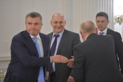 Москва. Заместитель государственного секретаря Союзного государства Алексей Кубрин (в центре) на заседании Группы высокого уровня Совета Министров Союзного государства в Доме приемов Правительства РФ.