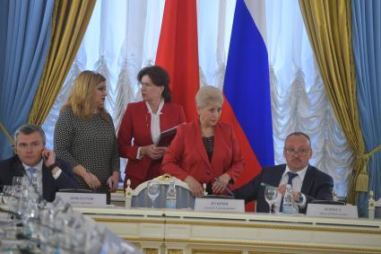 Москва. Участники заседания Группы высокого уровня Совета Министров Союзного государства в Доме приемов Правительства РФ.